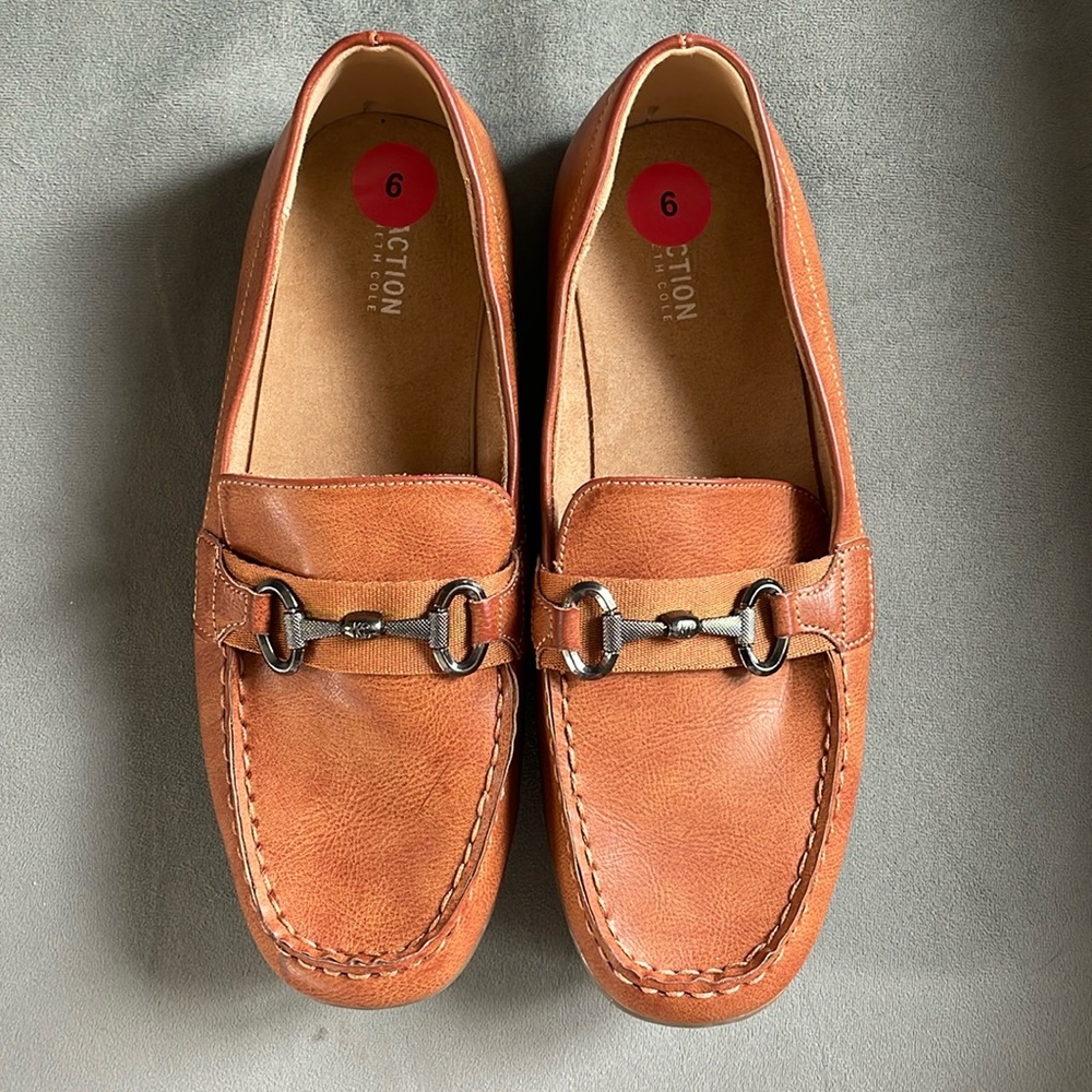 Reaction by Kenneth Cole shoes